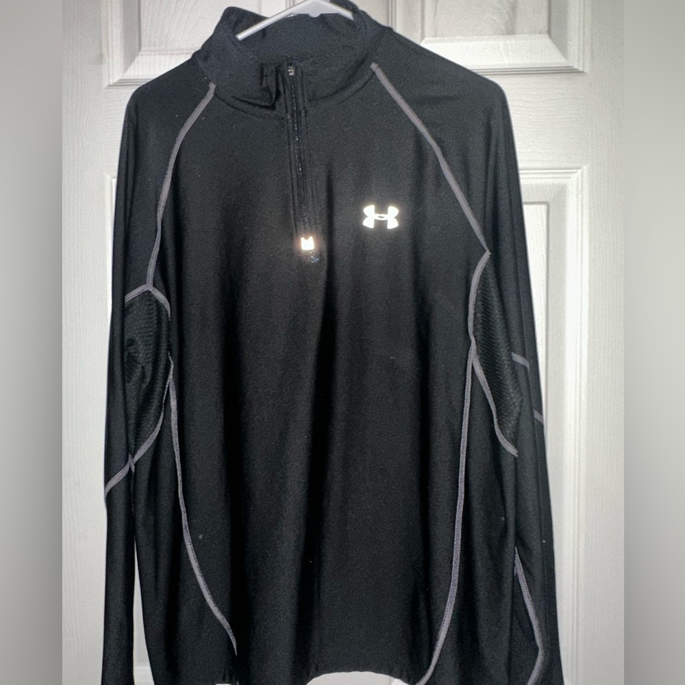 UA quater zip
